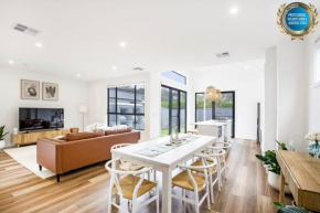 East Side Sands - Pet Friendly - 5 Mins Walk to Beach, Culburra Beach